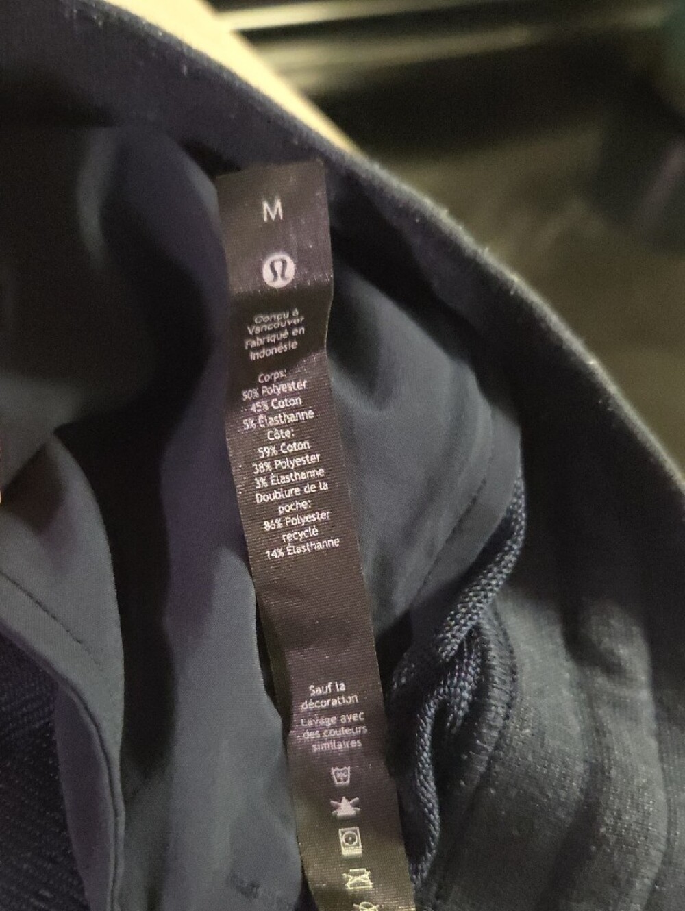 lululemon athletica Men's Charcoal Drawstring Athletic Shorts - Picture 3 of 3